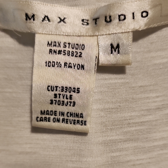 Max Studio White Pleated Tank Top - Picture 2 of 6